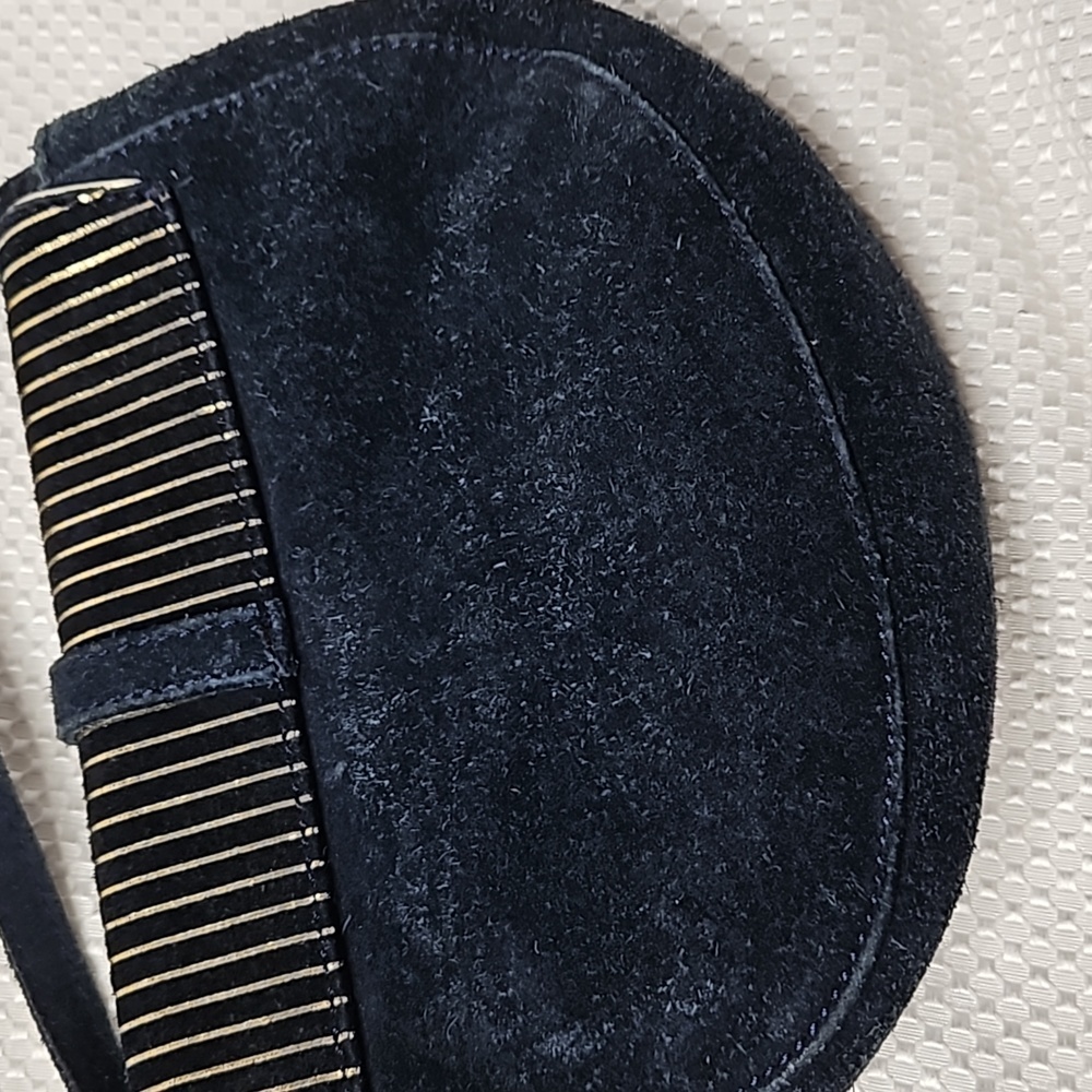 PETITE MENDIGOTE NAVY SUEDE CROSSBODY BAG - Picture 8 of 8